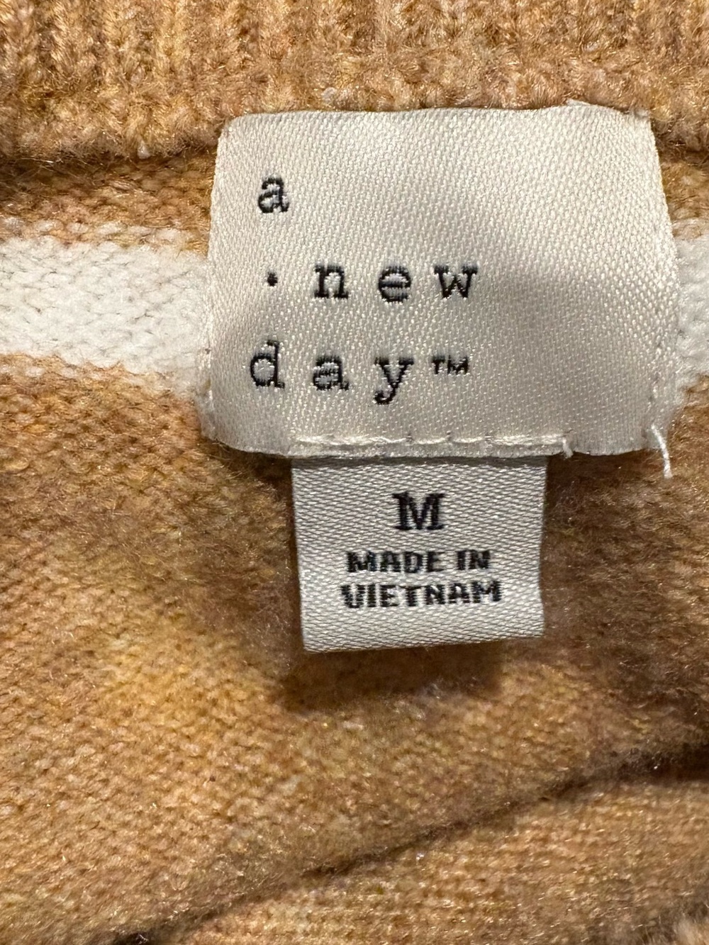 A New Day - Women’s sweater - size large - Picture 10 of 12